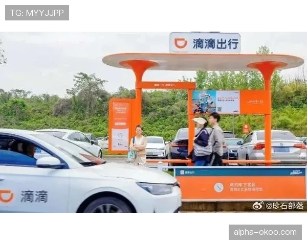 潘展乐训练完直接打车去吃人均三千的日料，教练在后面追着喊“你刚游完泳别吃生的”